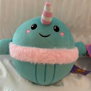 Nicky the Narwhal Macaroon Sandoichis Plush Toy - NWT